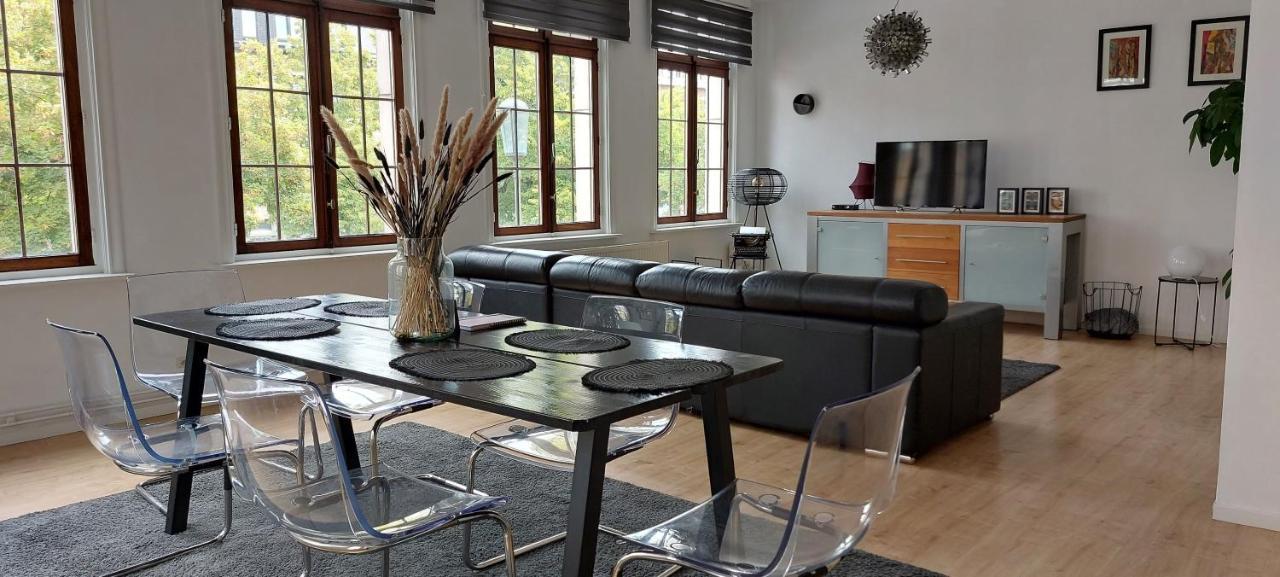 The View - Spacious 2 Bdr Appt In With View 안트베르펜 외부 사진