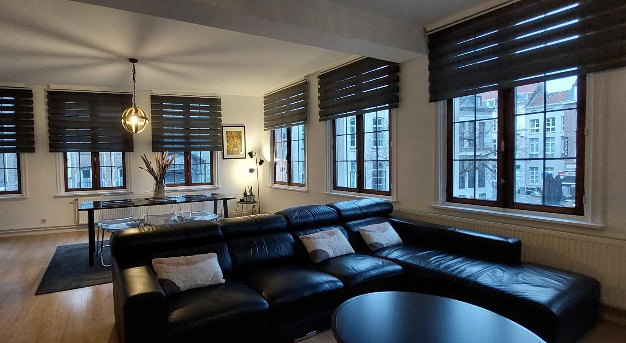 The View - Spacious 2 Bdr Appt In With View 안트베르펜 외부 사진